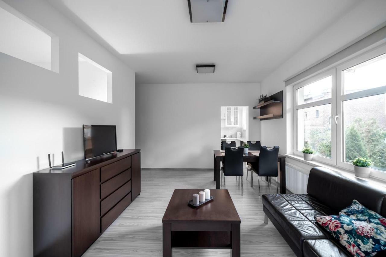 Apartament Szarych Szeregow 46A/1 Κατοβίτσε Εξωτερικό φωτογραφία